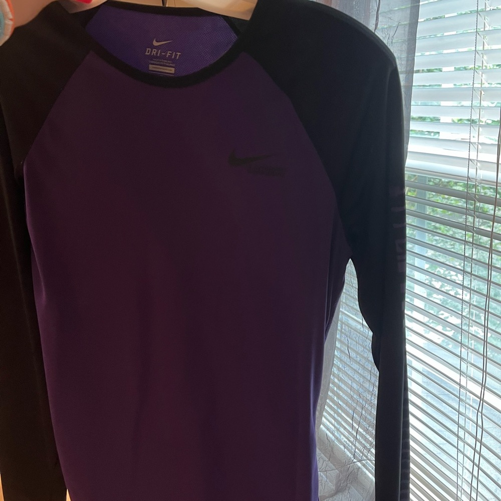 Nike dry fit long sleeve womens